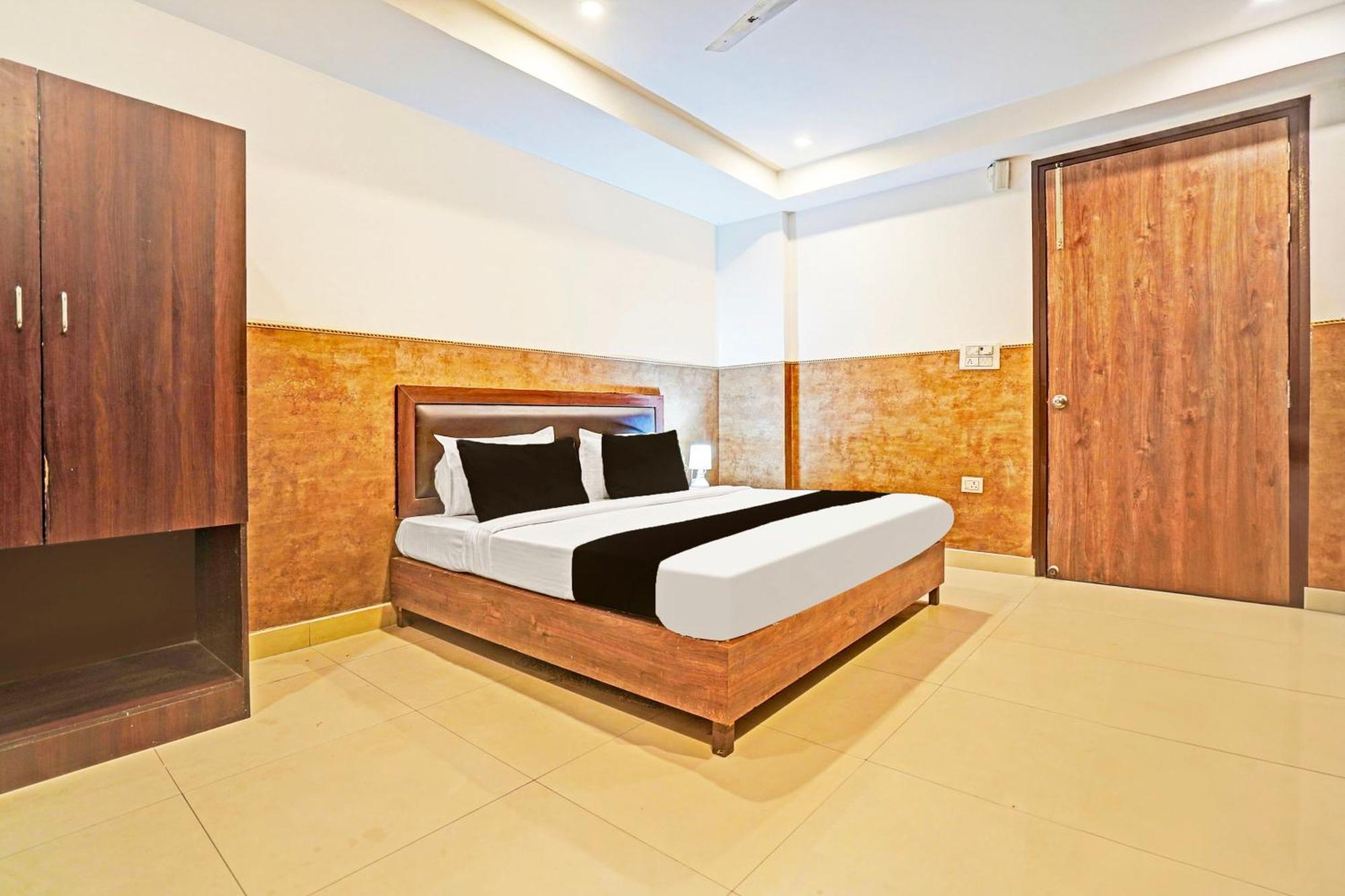 Collection O Tilak Nagar Near Pacific Mall Delhi  Ngoại thất bức ảnh